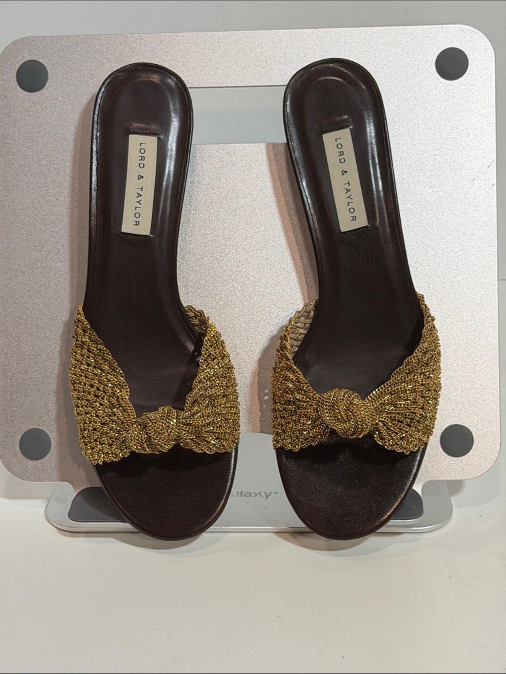 Lord & Taylor Lynx 741 Gold Medal Mesh Knot Slide Sandal Heels Size 6 NIB